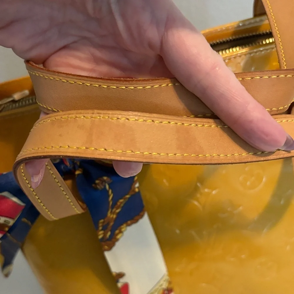 Vibrant Louis Vuitton Mustard Vernise Tote with COA - Picture 15 of 16